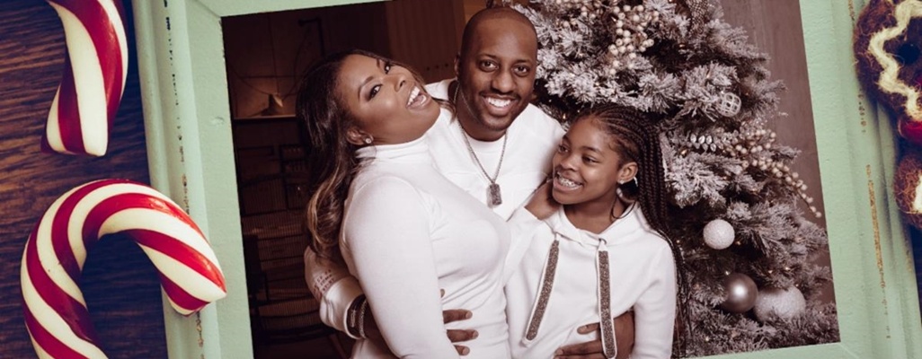 Image: Artist Isaac Carree Gives Us "The Gift" Just in Time for the Holidays